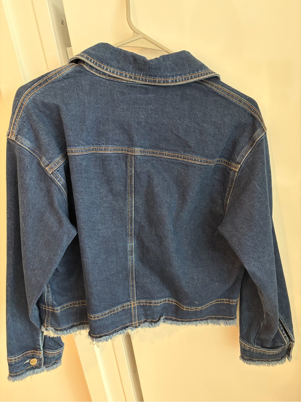 Le Jean Women's Blue Cropped Denim Jacket - Picture 4 of 4
